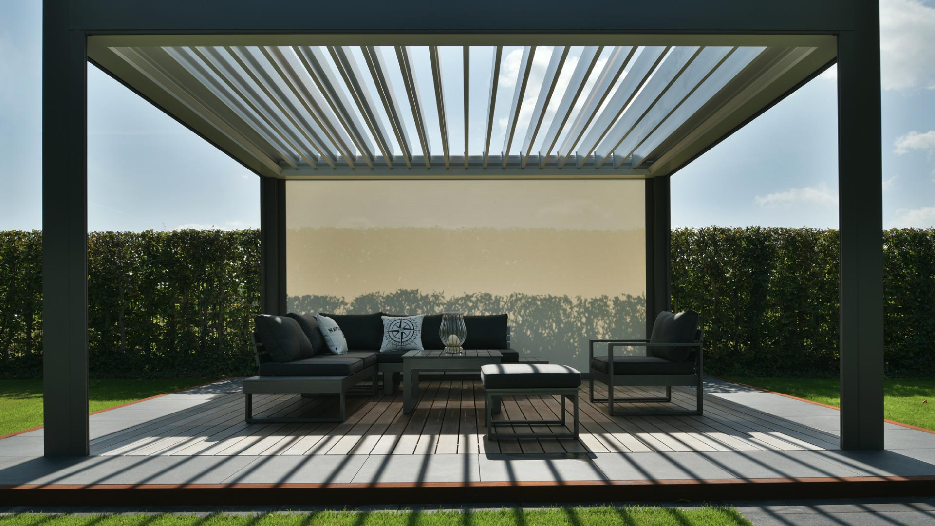 BRUSTOR B300 Pergola bioclimática