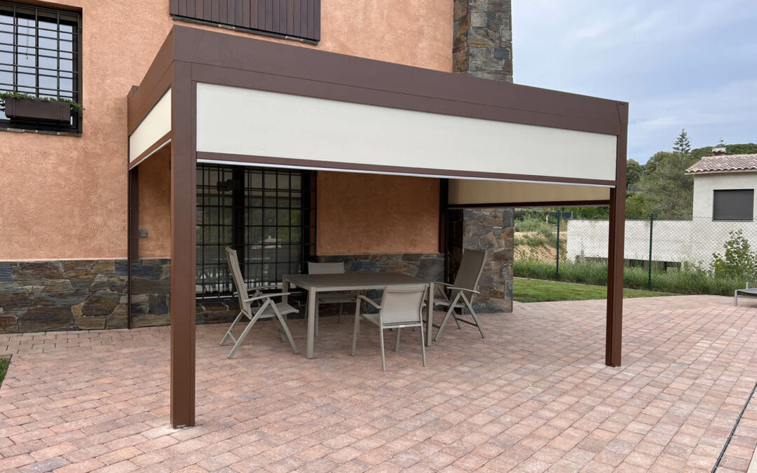Pérgola bioclimática en Seva