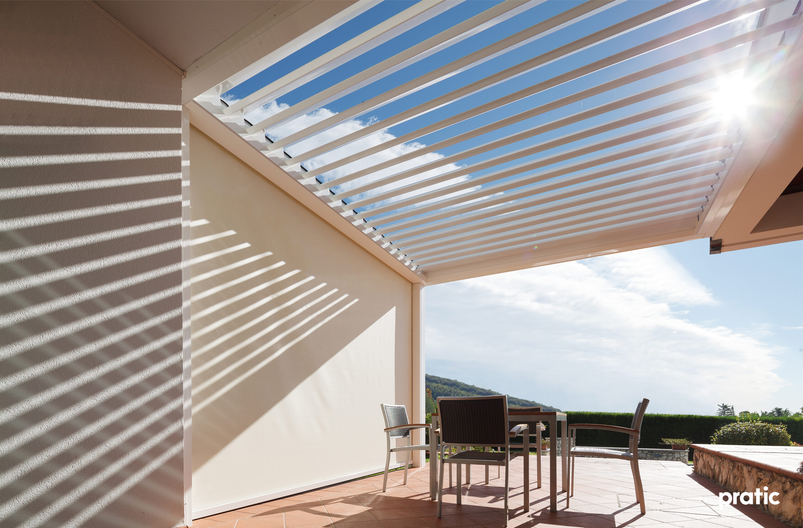 Pérgola de lona en jardín, alba butterfly, pergotenta, pérgola de lona